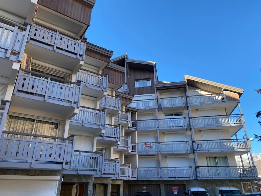 Residence Le Kandahar Bat B N 209 Parking Ле дез Альп Экстерьер фото